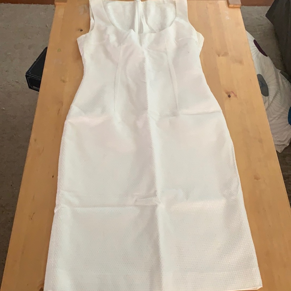 white dolce and gabana maxi shift dress